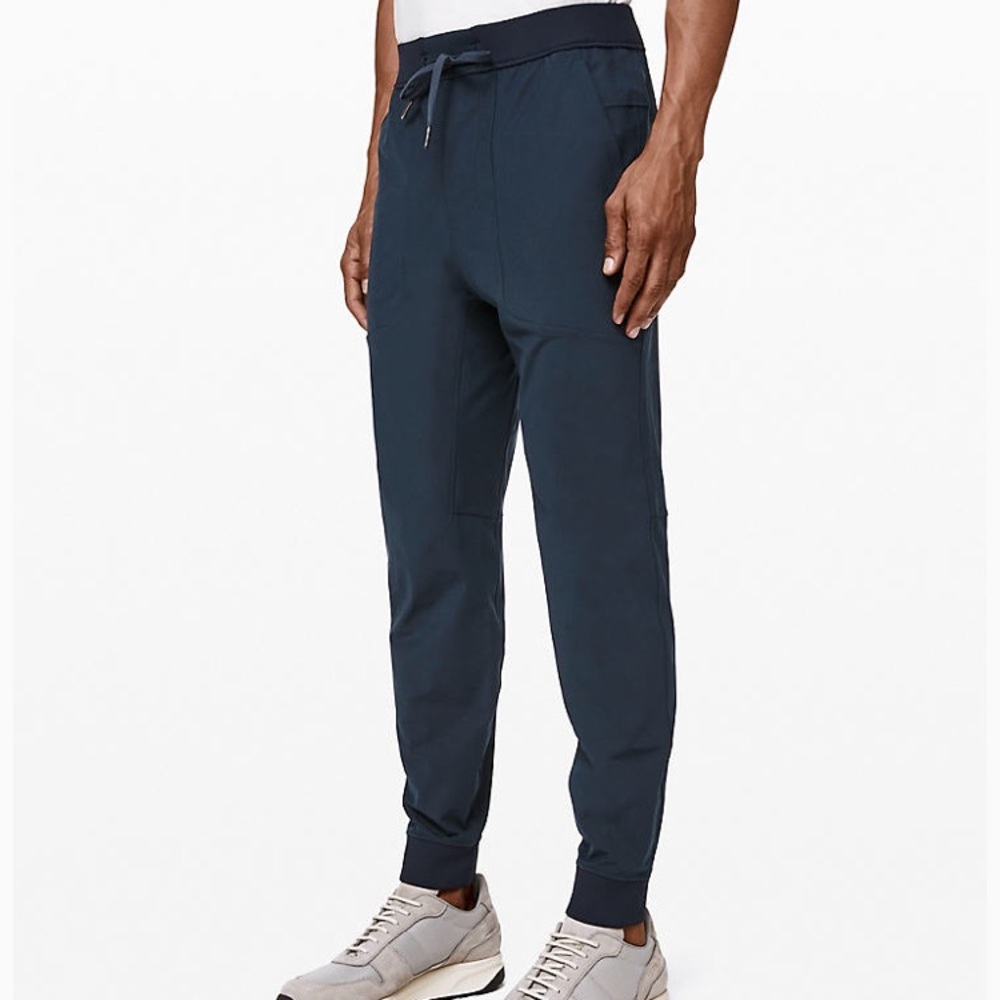 Men’s lululemon ABC Joggers size small Black